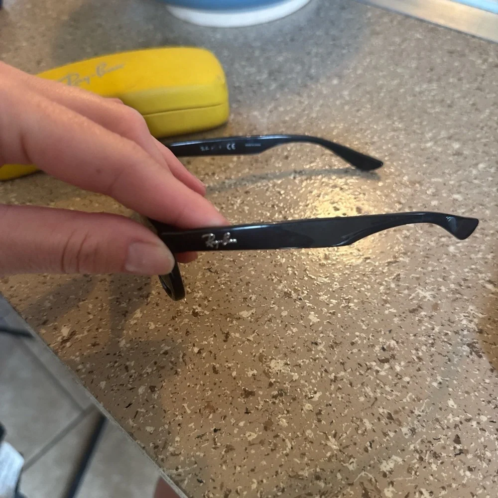 Toddler Ray-Ban Black Wayfarer Sunglasses